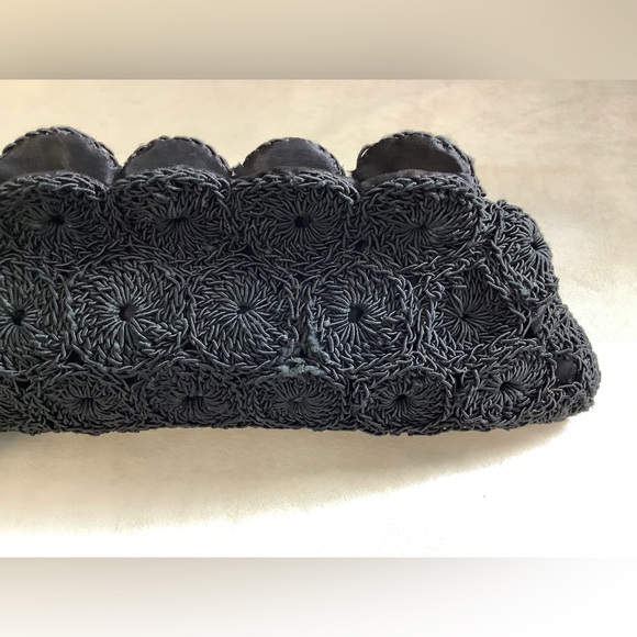 Vintage Crochet Clutch Bag  Zipper closure, inside storage pouch, crochet bag. - Picture 3 of 15